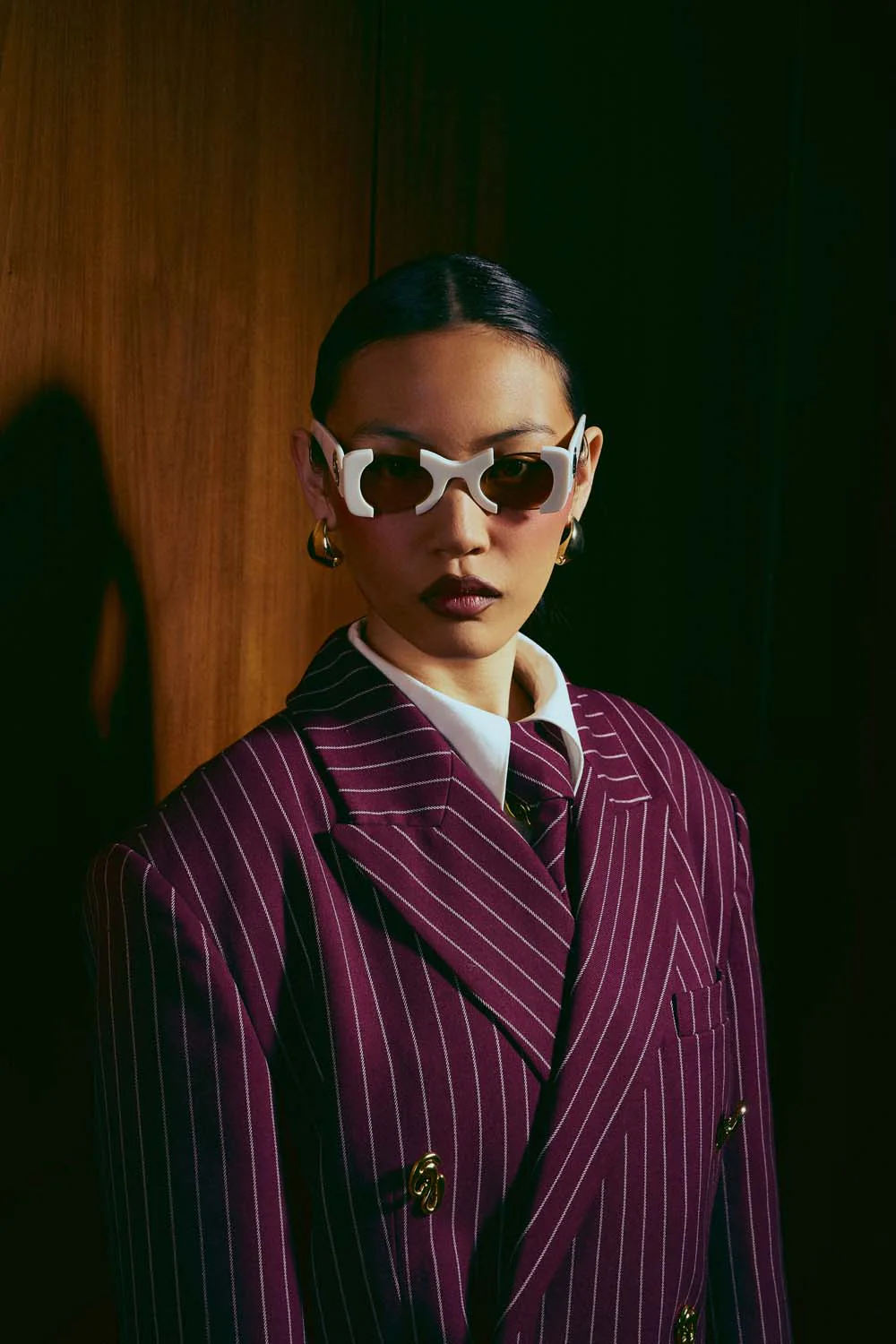 Suki Sculptural Statement Sunglasses - White - Image 5